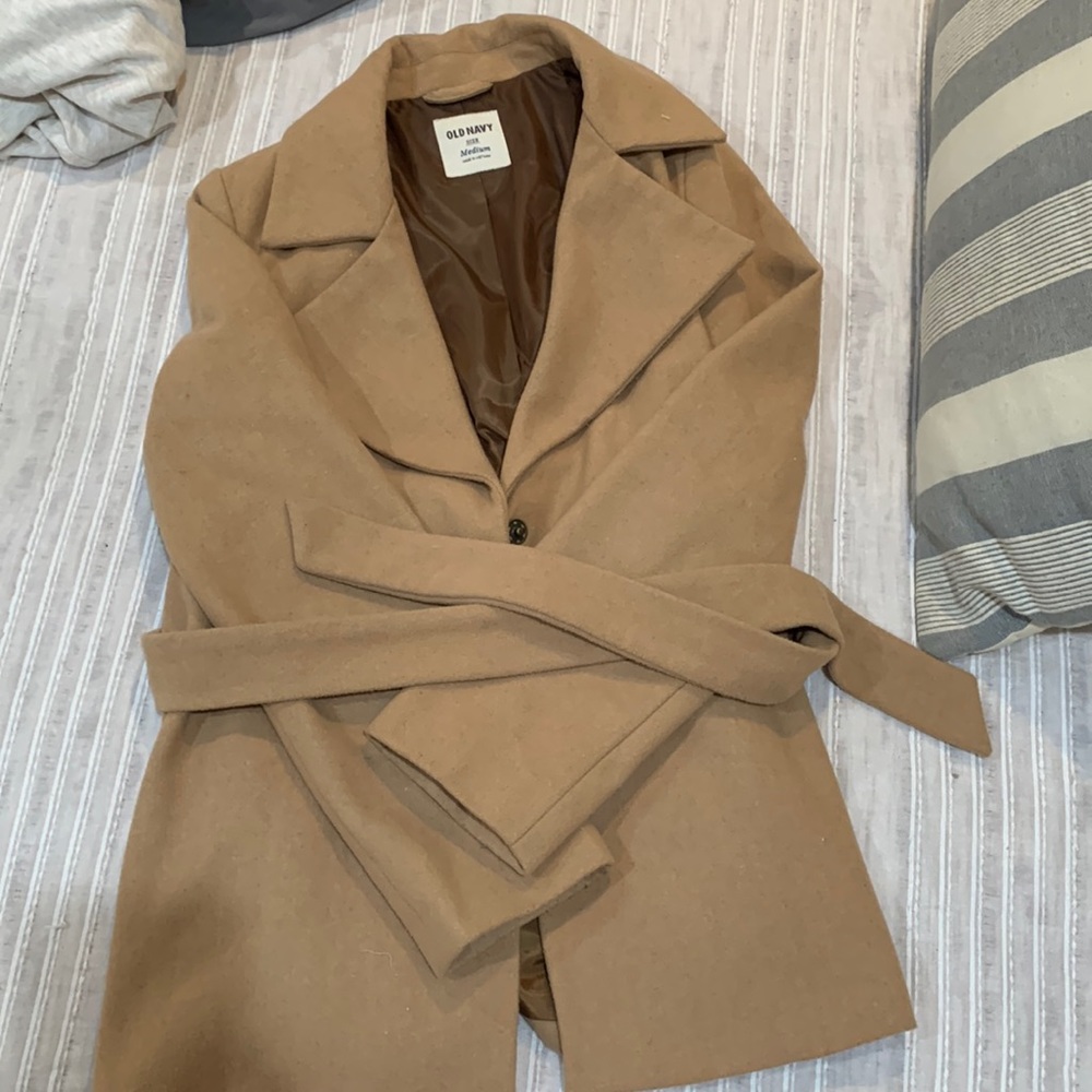 Camel coat great condition!